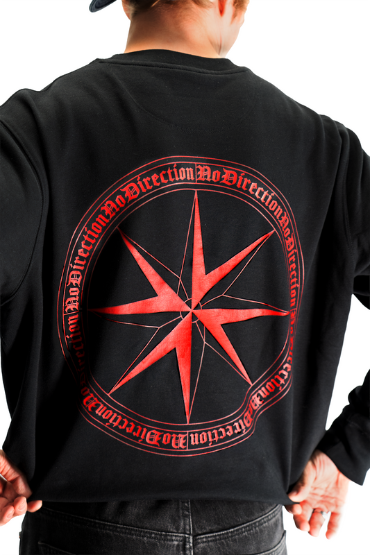 Logo Sweatshirt Bloodred in Black, getragen, Rückenprint